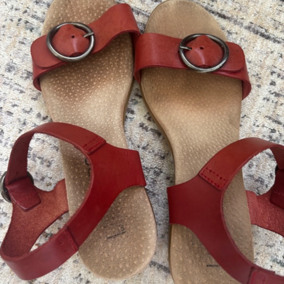 Ladies leather sandals - Picture 2 of 6